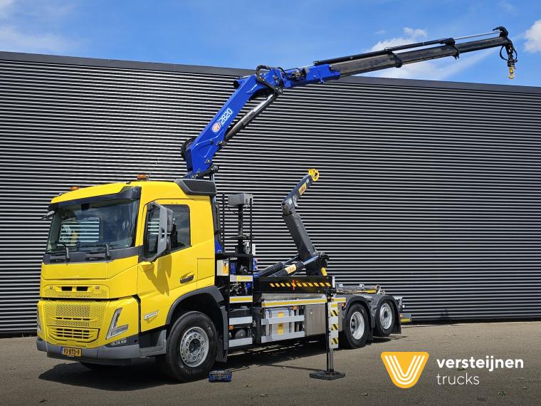 Volvo FM 420 6x2*4 / 28 tm KRAAN + HAAKARM
